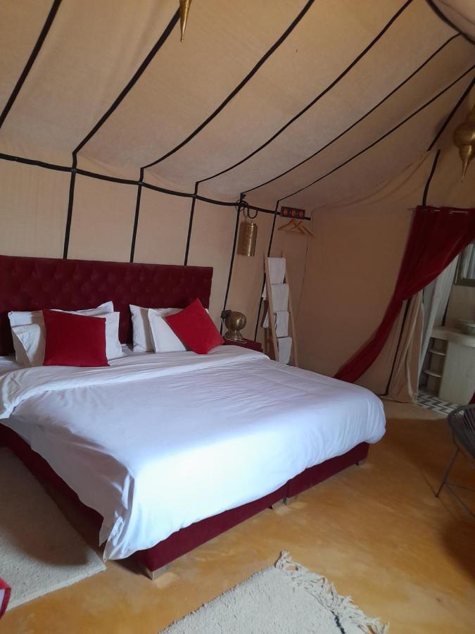 Sahara Stories Camp " Heated Tents" Merzuga Kültér fotó